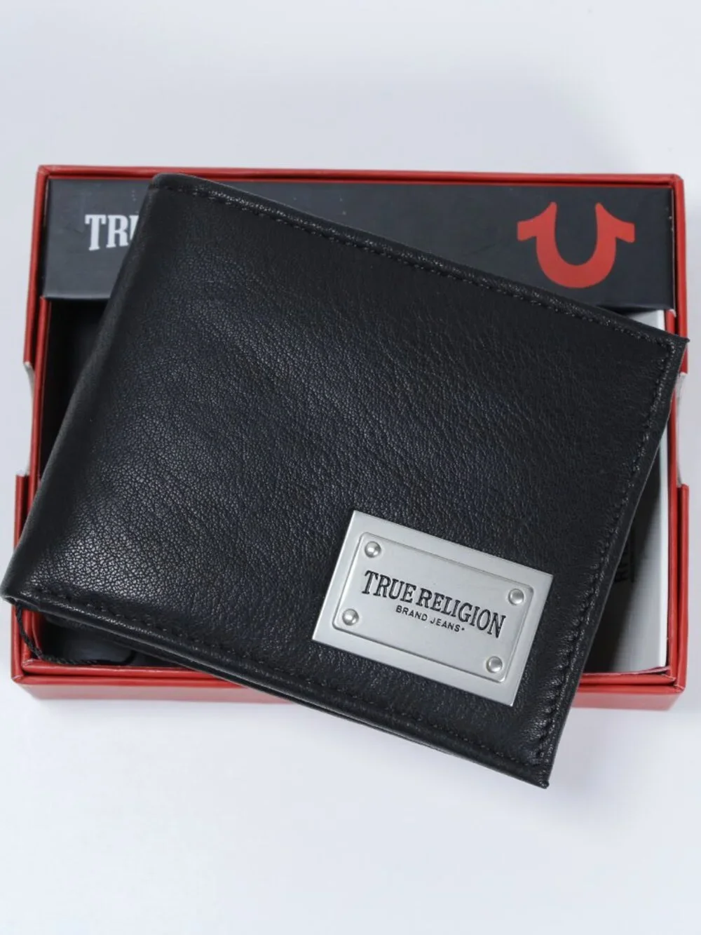 True Religion Original Wallet – Genuine Leather with Silver Plate – New in Box